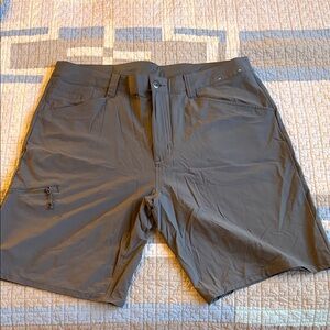 Men's Patagonia Quandary Shirts 10”